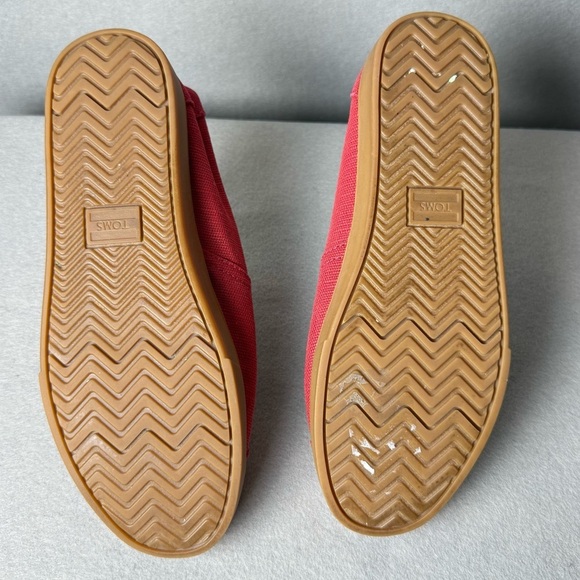 Tom’s Women’s Classic Red Wrap Style Slip In Comfort Flats Brown Sole size W7 - Picture 8 of 10